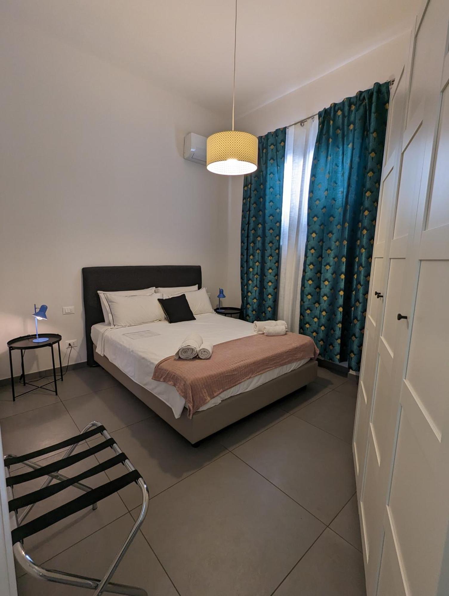 Zefiro Suites Палермо Екстер'єр фото